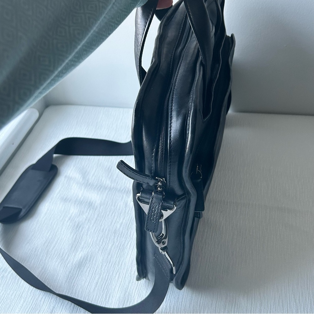 ECCO Black Leather laptop padded Bag - Picture 3 of 8